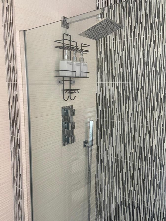 New…The Hottub House Blackpool Pleasure Beach Екстер'єр фото