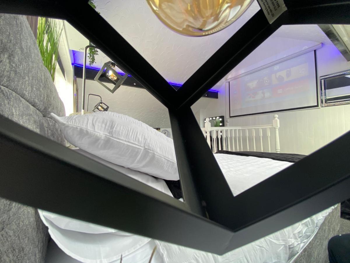 New…The Hottub House Blackpool Pleasure Beach Екстер'єр фото